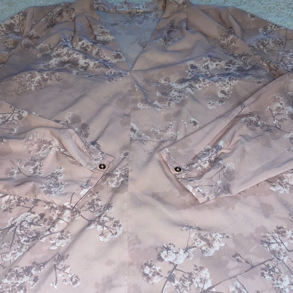 Tahari Dusty Rose/Mauve Pink Floral Long Sleeve V Neck Blouse - Picture 3 of 6